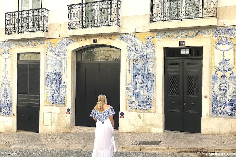 Azulejos, Rua das Cruzes da Sé, Lisbon