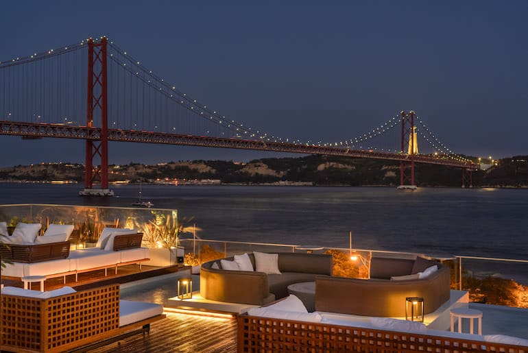 Icon rooftop bar, Lisbon