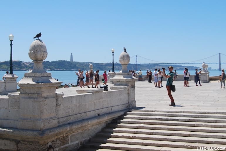 Cais das Colunas, Lisbon
